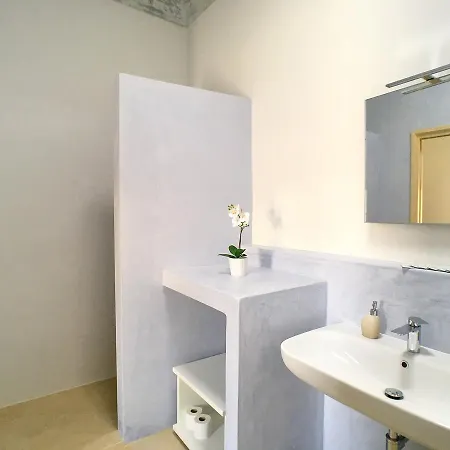 Aparthotel Le Dimore Del Canneto 3*